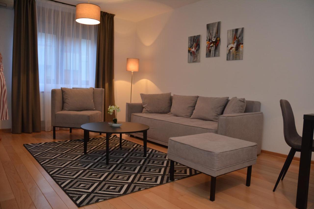 Apartman Favorito 327 Daire Vrnjačka Banja Dış mekan fotoğraf